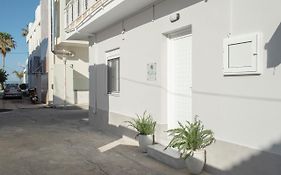 Fofi'S Elegant Home